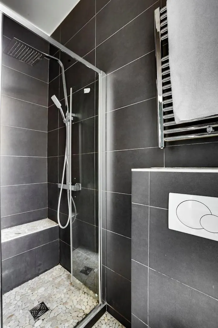 Apartment Bluestay 63 - Appartement Cozy, Paris Centre